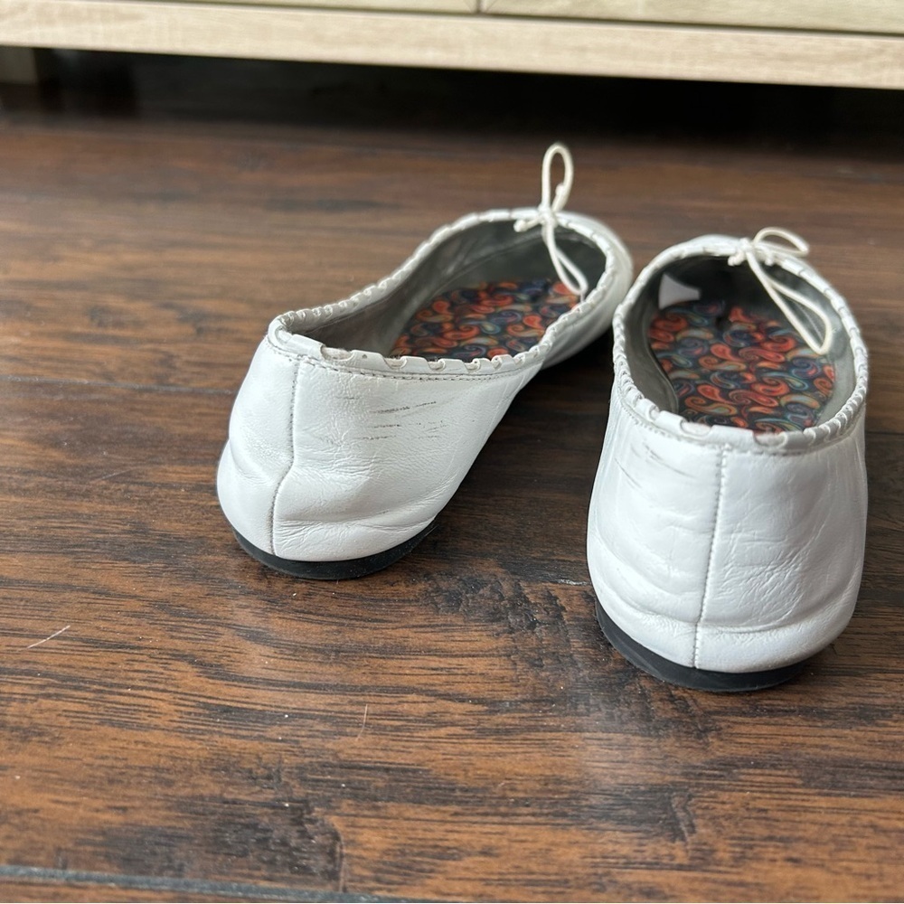 Marc Fisher Women Ballet Slippers - Picture 4 of 10